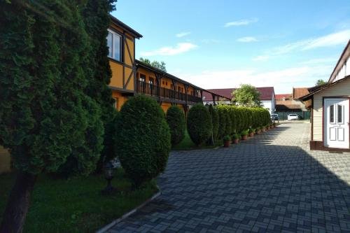 Cristian Inn - 812