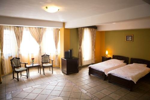 Lavric Bistro Pension - 427