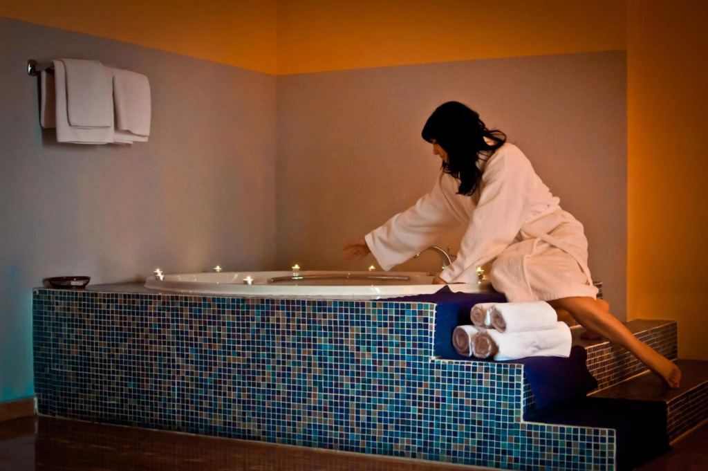 Perla Hotel - 345