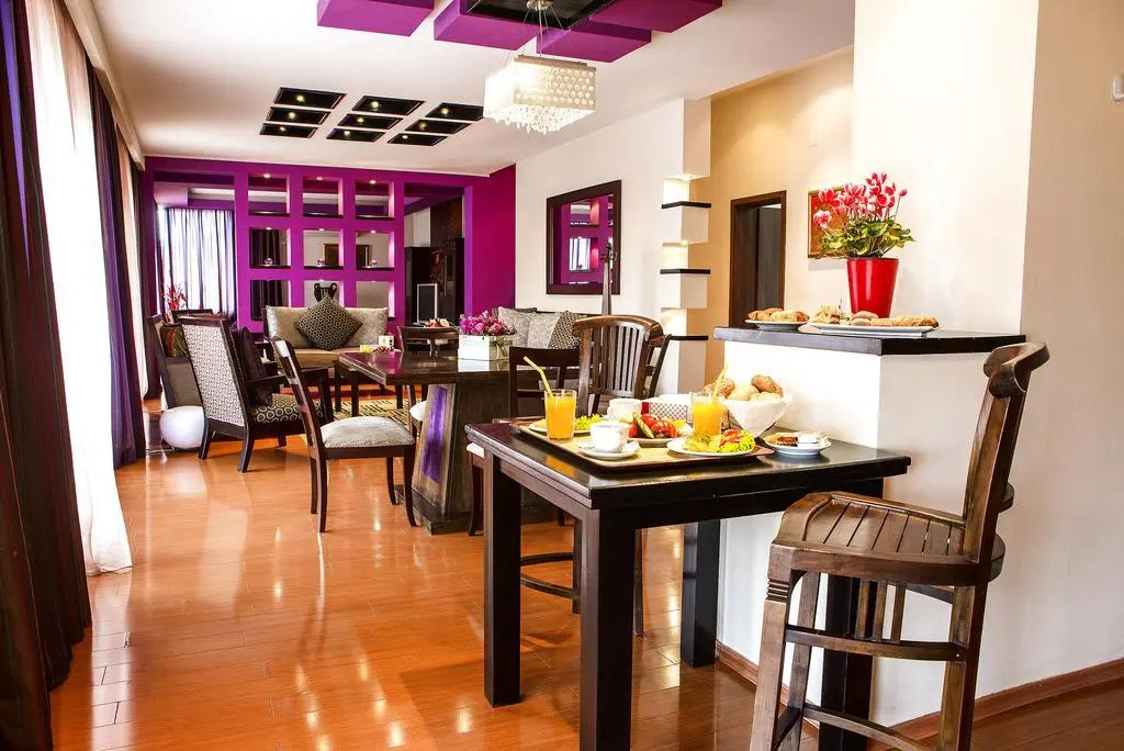 Phoenicia Suites - 293