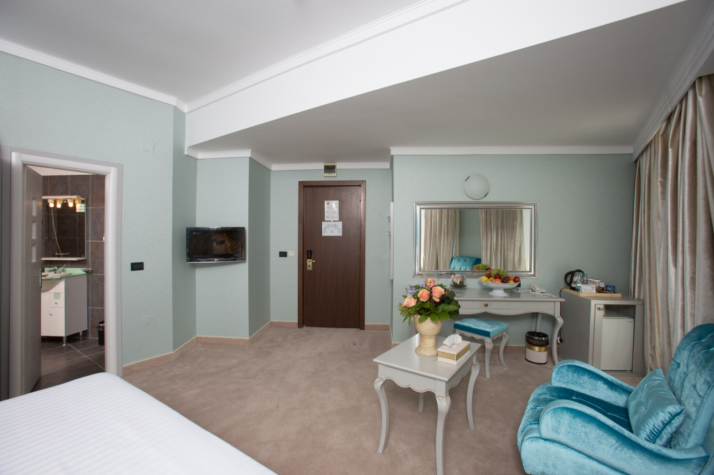 Phoenicia Grand Hotel - 66
