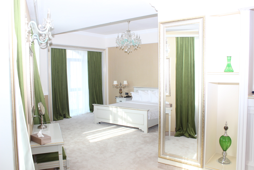 Phoenicia Grand Hotel - 446