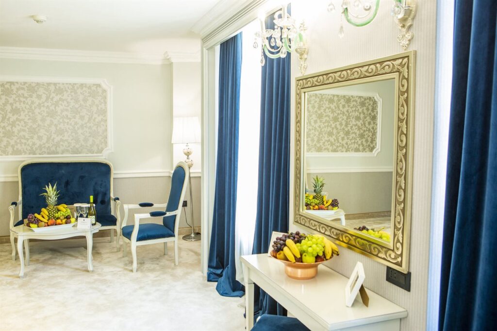 Phoenicia Grand Hotel - 216