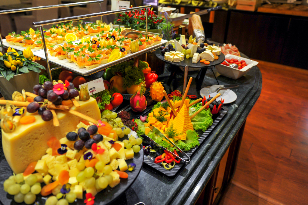 Phoenicia Grand Hotel - 907
