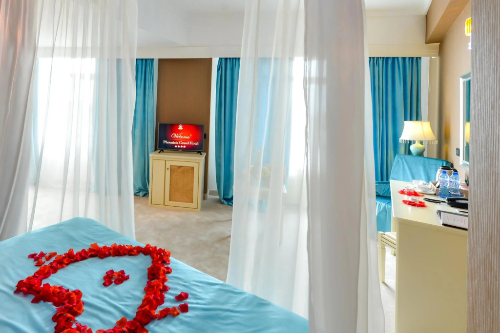 Phoenicia Grand Hotel - 80