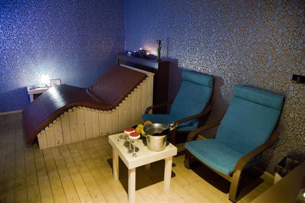 Phoenicia Grand Hotel - 511