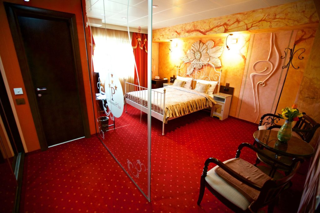 Grand Pier Hotel Old Town - 605