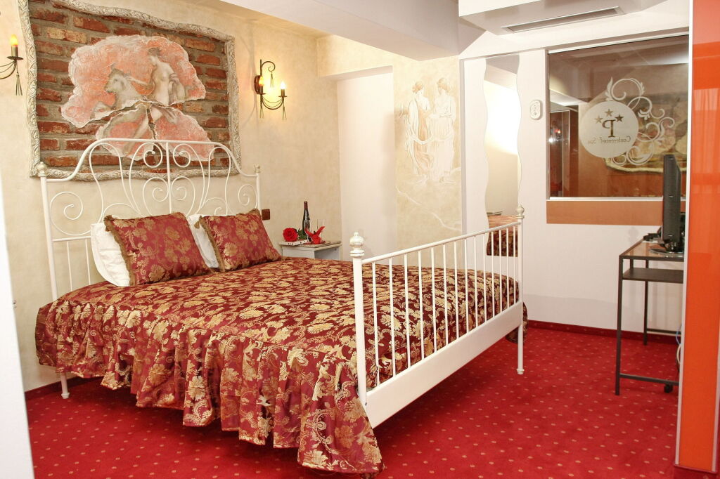 Grand Pier Hotel Old Town - 516