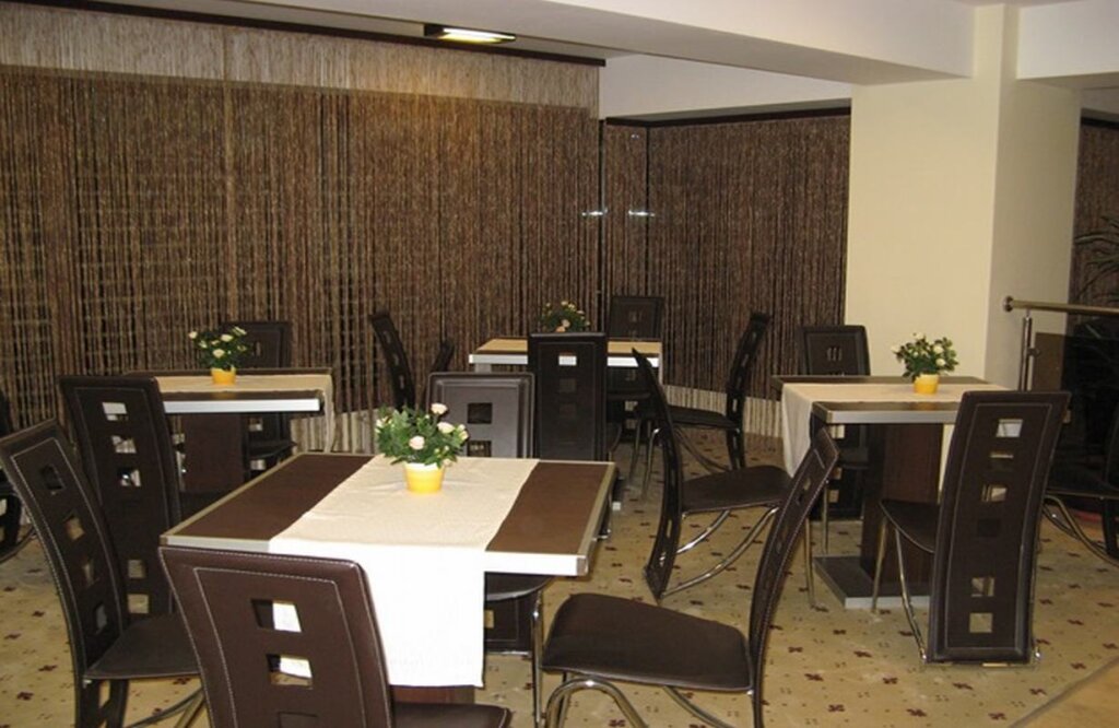 Hotel Premier - 535