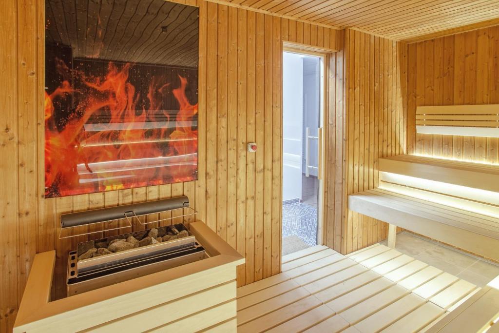 Premium Wellness Institute - 370