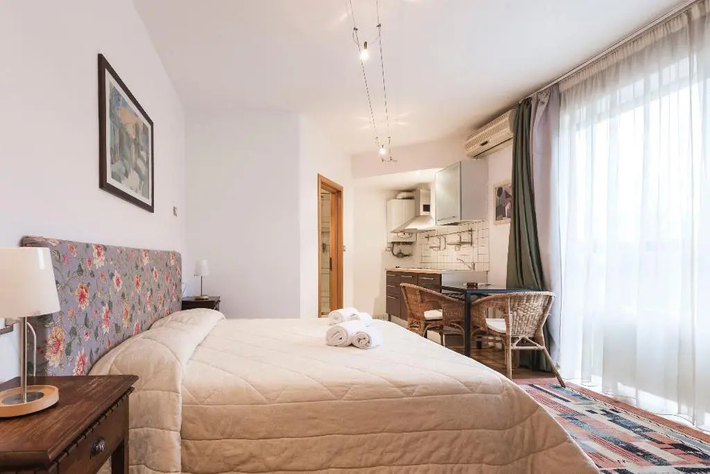PRince Residence Apartments - 495