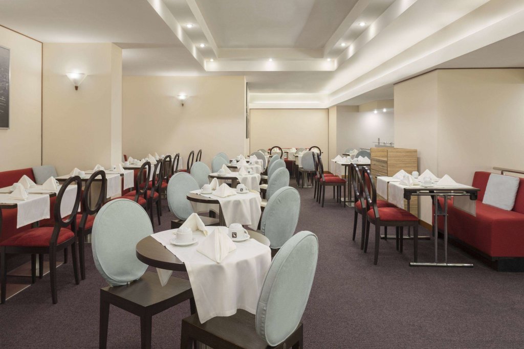 Ramada by Wyndham Bucharest Parc - 706