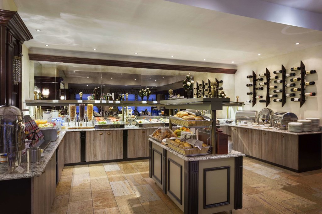 Ramada Hotel & Suites by Wyndham Bucharest North - 347