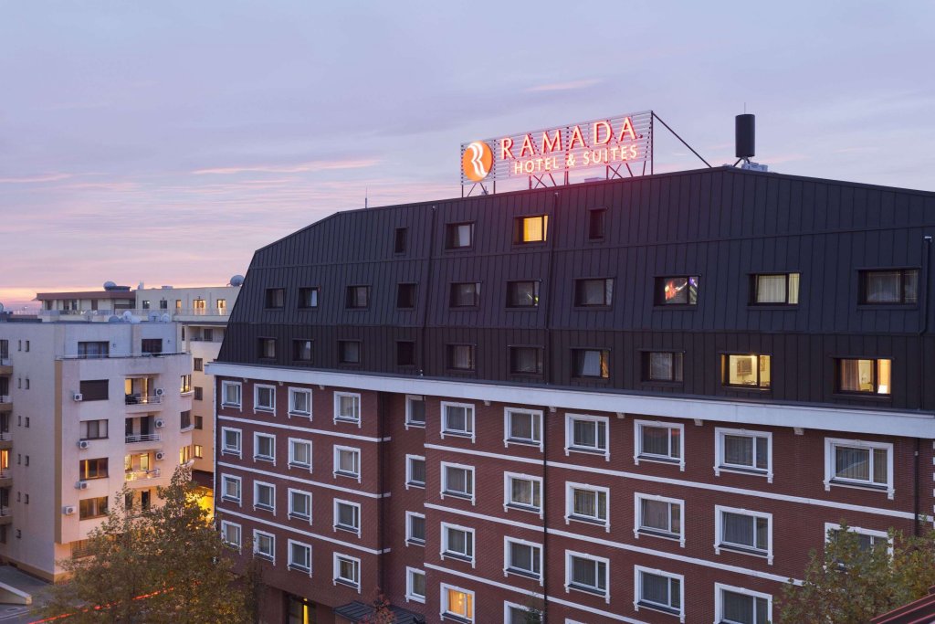 Ramada Hotel & Suites by Wyndham Bucharest North - 320