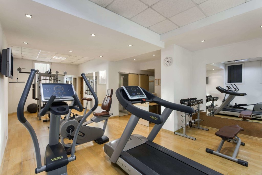 Ramada Hotel & Suites by Wyndham Bucharest North - 100