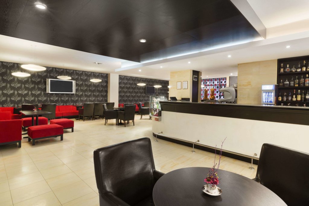 Ramada by Wyndham Iasi City Centre - 365