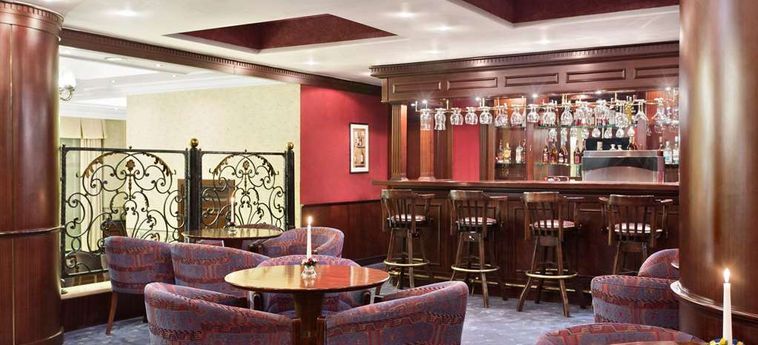 Ramada Majestic - 887
