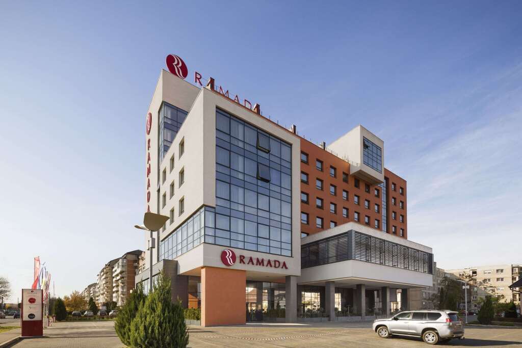 Ramada by Wyndham Oradea - 581