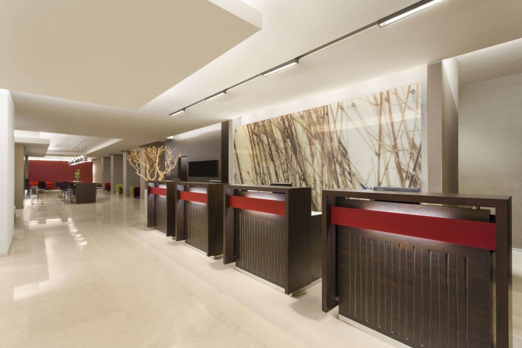 Ramada Plaza by Wyndham Bucharest Convention Center - 847