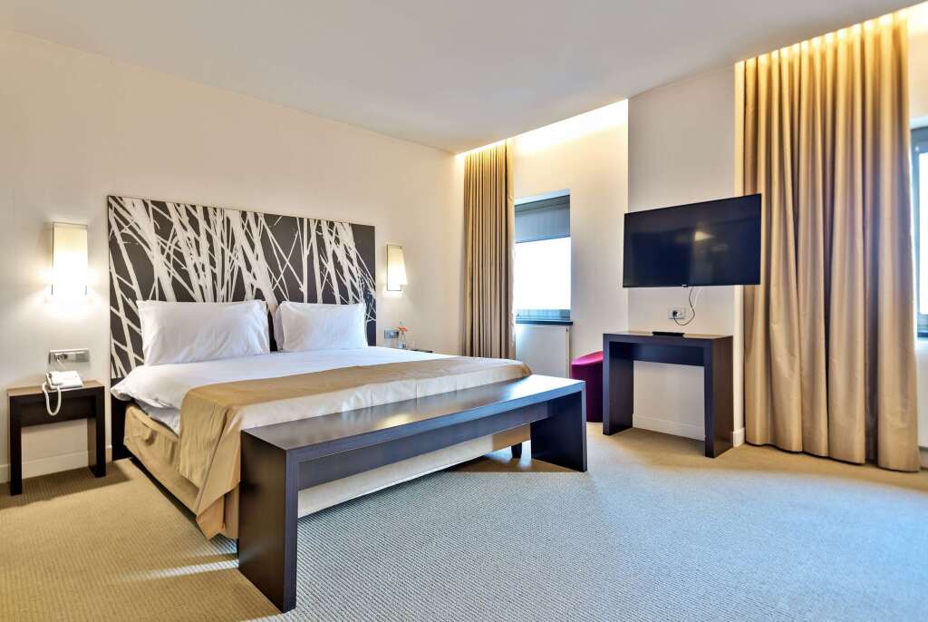 Ramada Plaza by Wyndham Bucharest Convention Center - 341