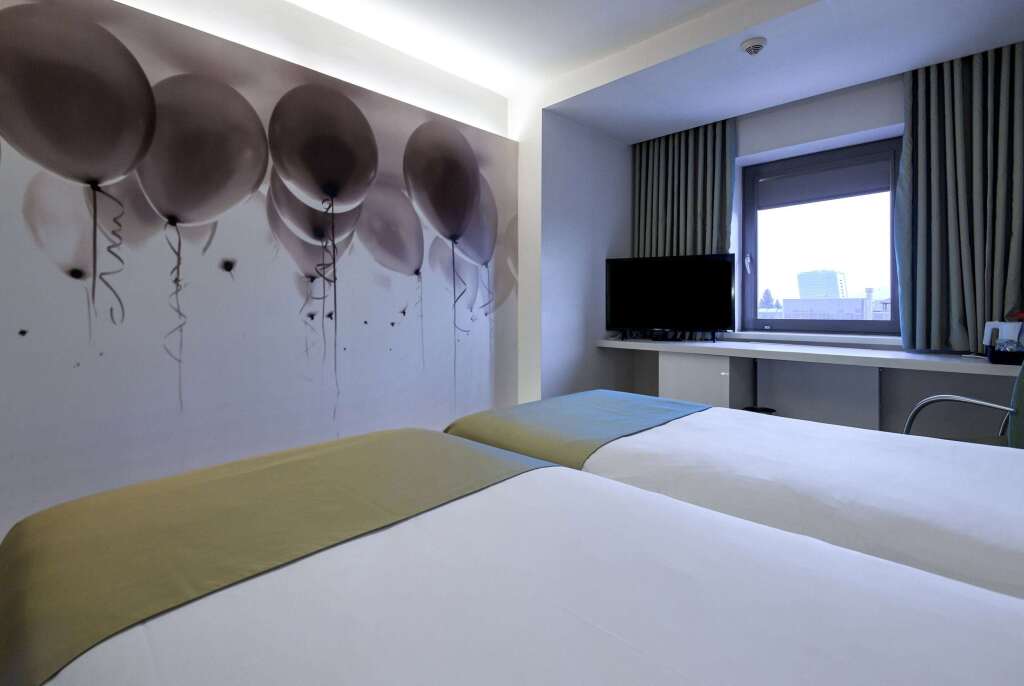 Ramada Plaza by Wyndham Bucharest Convention Center - 663