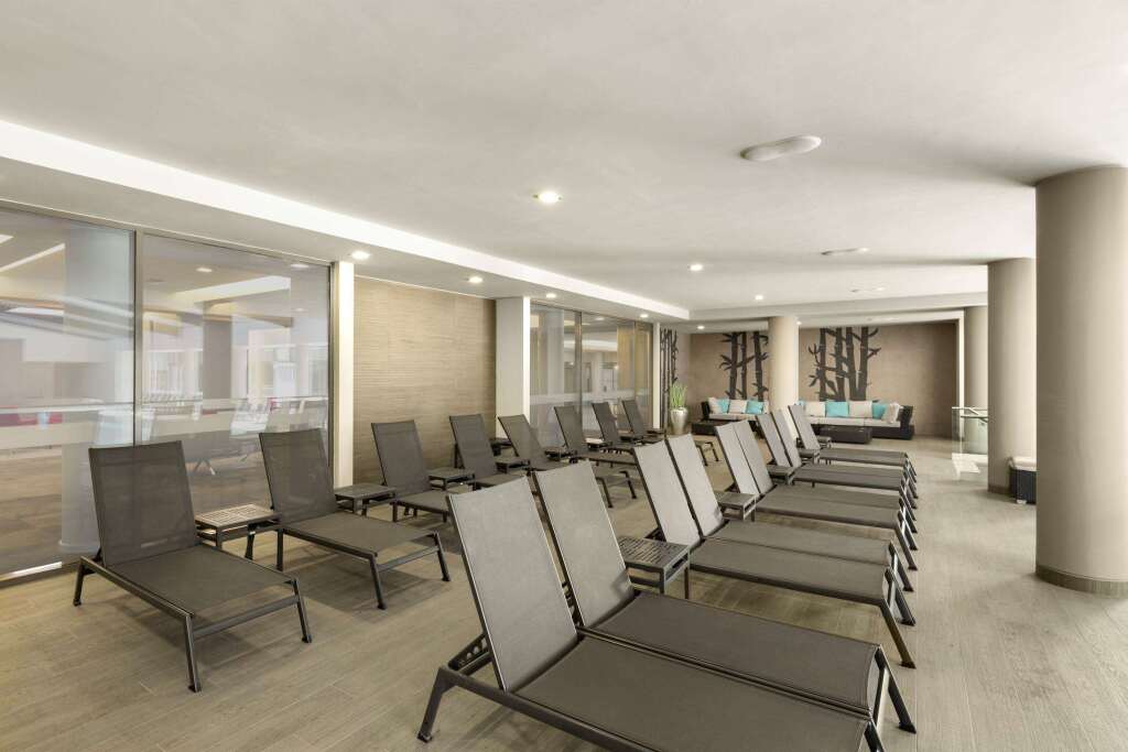 Ramada Plaza by Wyndham Bucharest Convention Center - 718