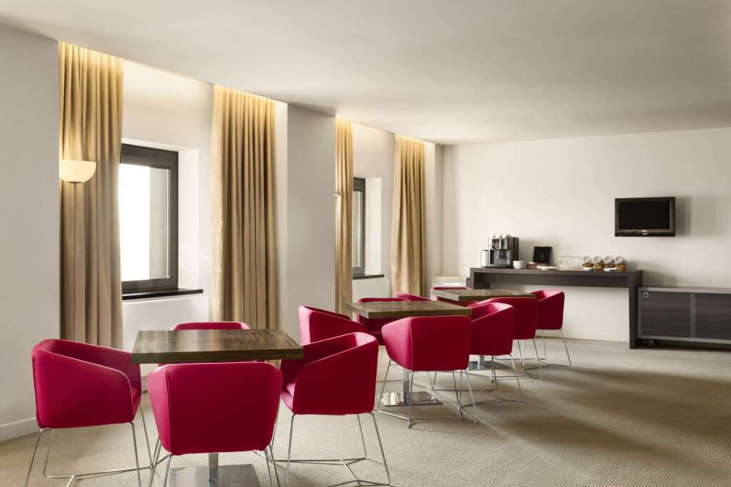 Ramada Plaza by Wyndham Bucharest Convention Center - 361