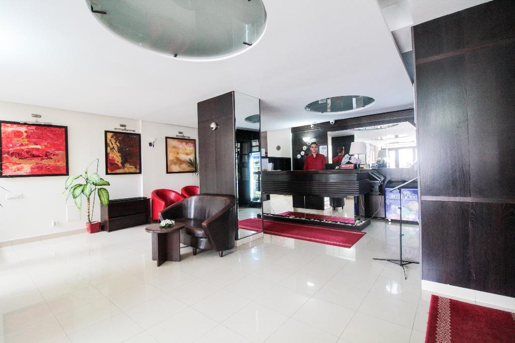 Hotel Razvan - 171