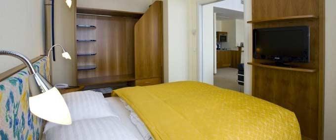 Starlight Suites - 337