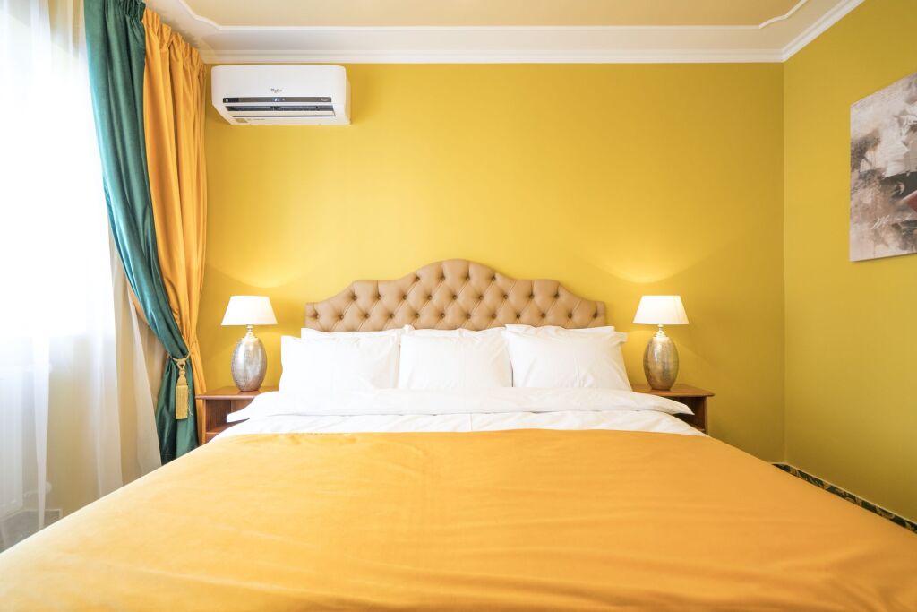 Studio One Accommodation Suites - 833
