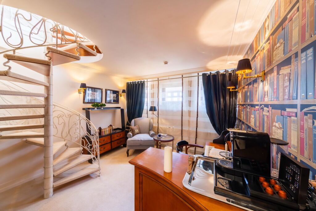 Suter Palace Heritage Boutique Hotel - 703