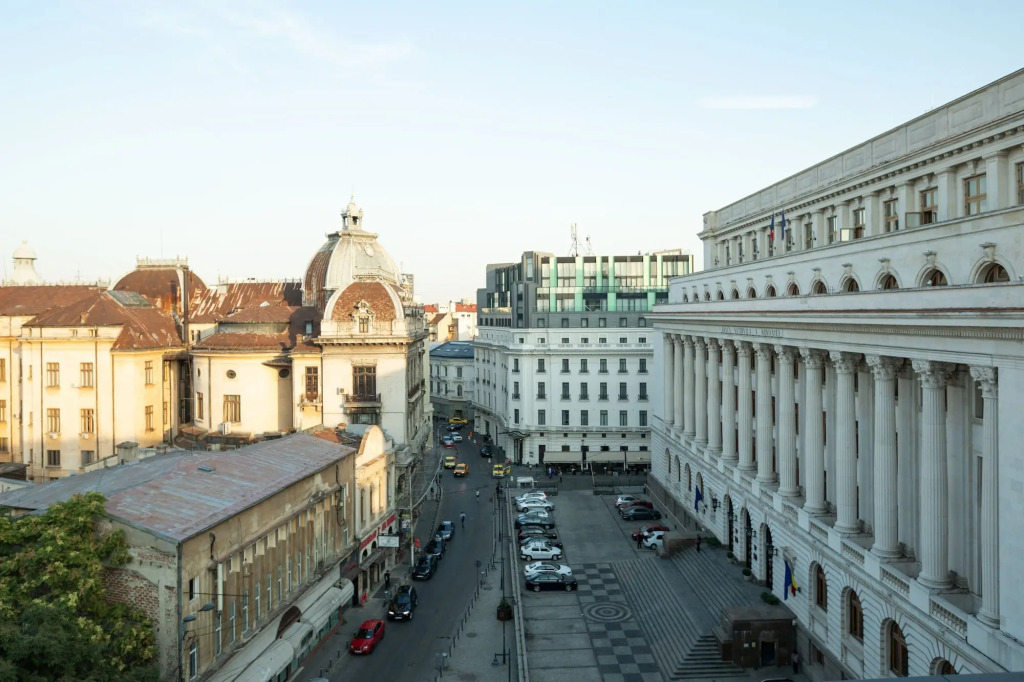 The Marmorosch Bucharest, Autograph Collection - 772
