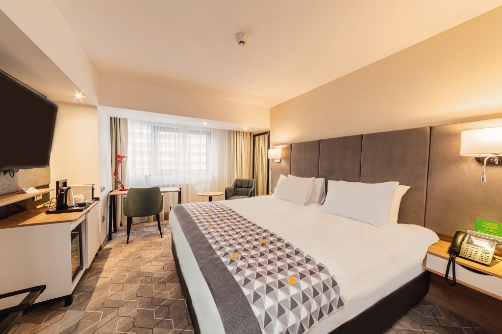 Holiday Inn Bucharest - Times - 912