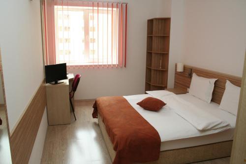 Top Rooms Aparthotel - 432