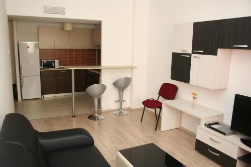 Top Rooms Aparthotel - 963