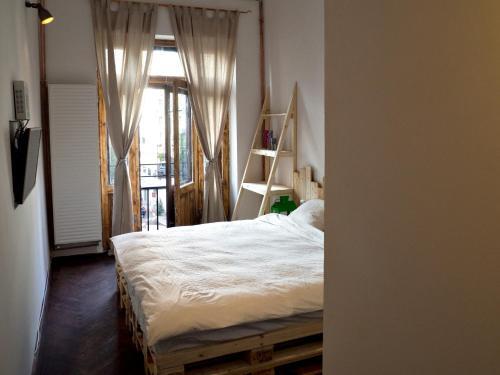 Calea Victoriei Poshtel - 460
