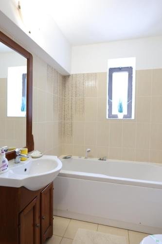 Vila Pinul Si Mesteacanul - 818