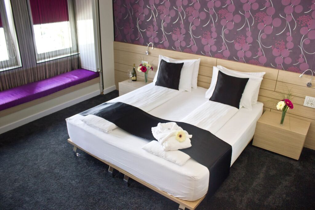 Z Executive Boutique Hotel - 570