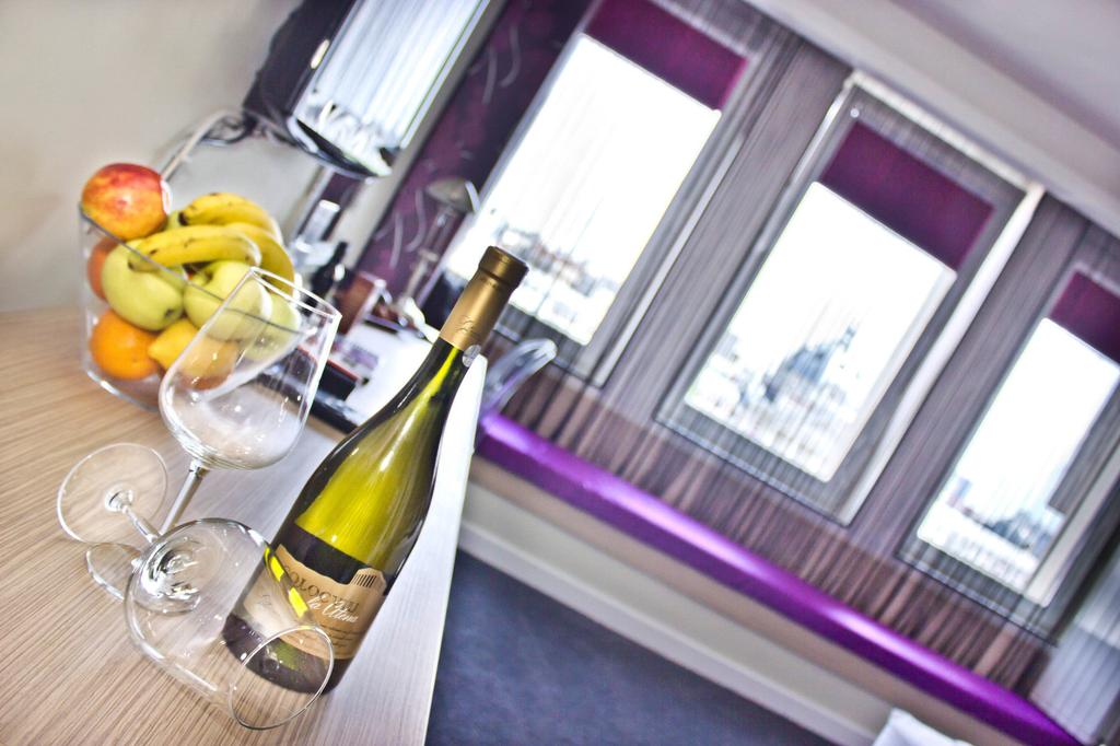 Z Executive Boutique Hotel - 219
